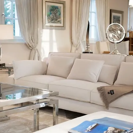 Villa Lea *